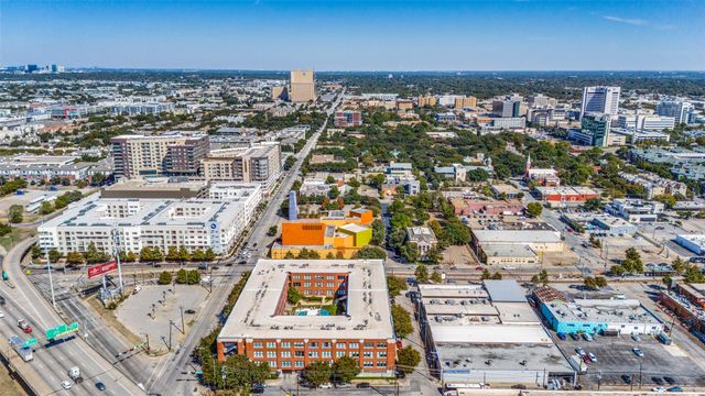 2502 Live Oak Street 104, Dallas, TX 75204