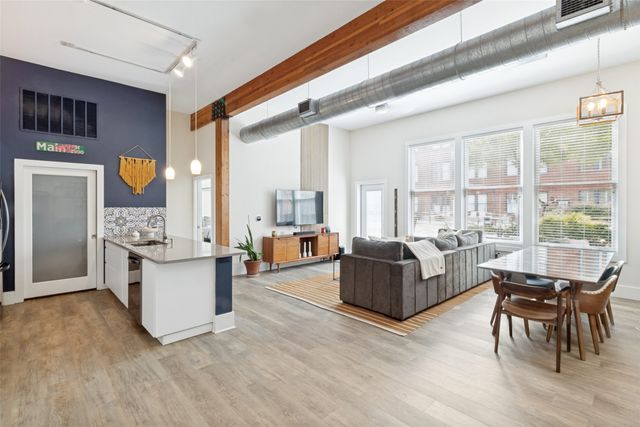 2502 Live Oak Street 104, Dallas, TX 75204