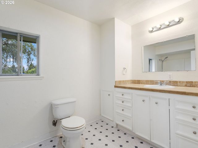 5535 Se 302ND Ave, Gresham, OR 97080
