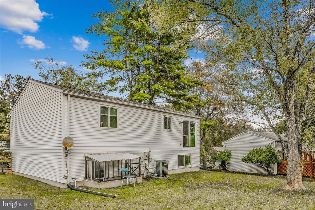 7001 KILLARNEY ST, Clinton, MD 20735