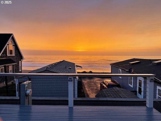 4875 N Highway 101, Depoe Bay, OR 97341