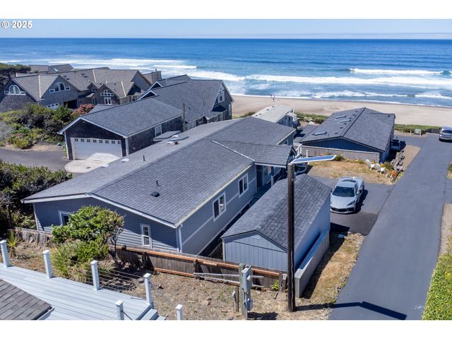 4875 N Highway 101, Depoe Bay, OR 97341