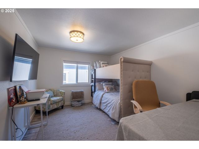 4875 N Highway 101, Depoe Bay, OR 97341