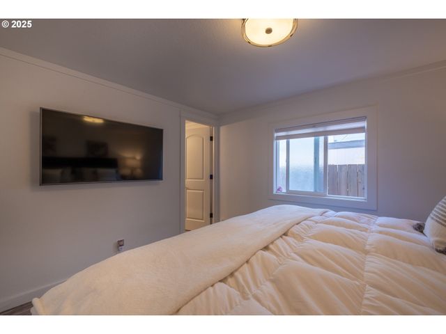 4875 N Highway 101, Depoe Bay, OR 97341