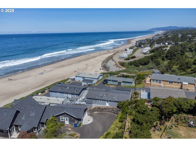 4875 N Highway 101, Depoe Bay, OR 97341