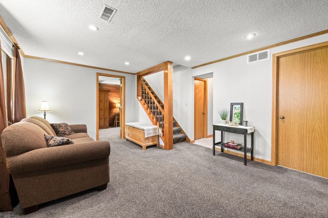 13600 69th Avenue N, Maple Grove, MN 55311