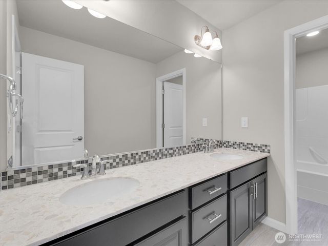 21207 41st Avenue SE, Bothell, WA 98021