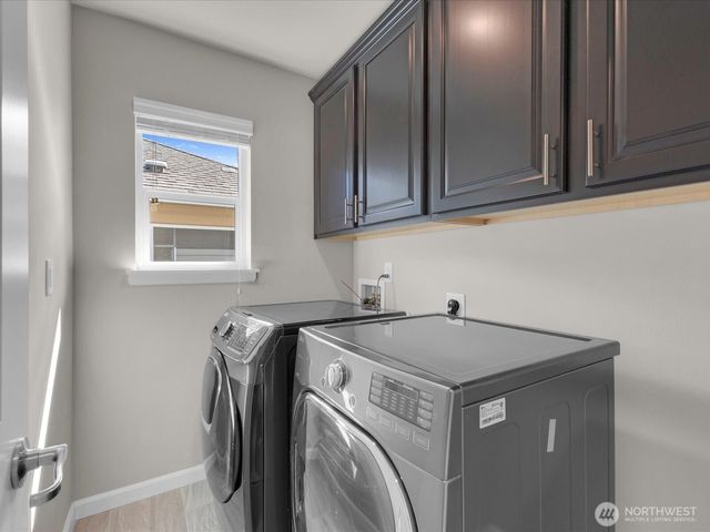 21207 41st Avenue SE, Bothell, WA 98021