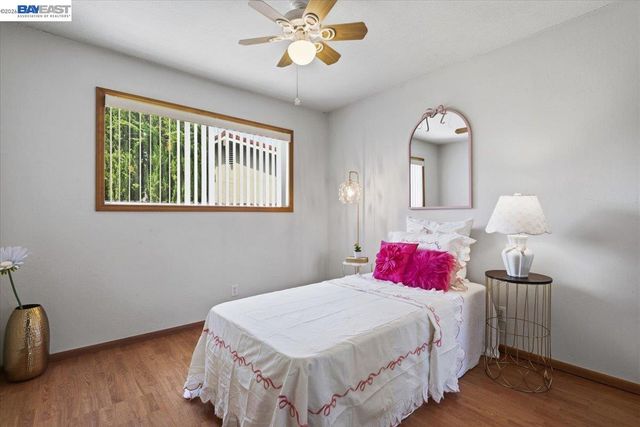 6894 Heath Ct, Pleasanton, CA 94588