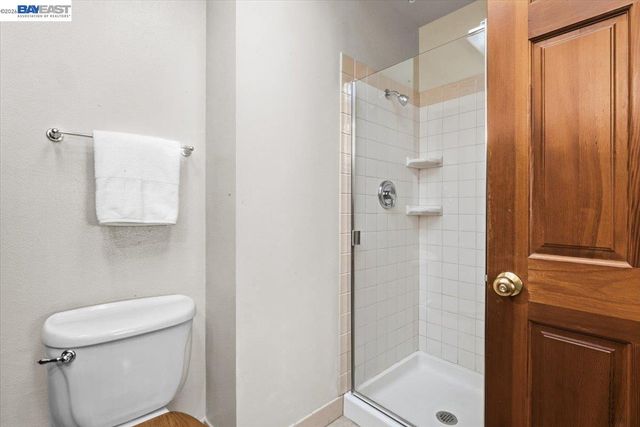 6894 Heath Ct, Pleasanton, CA 94588