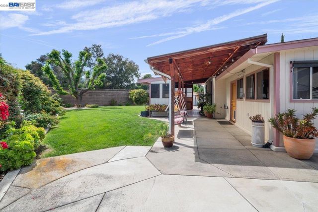6894 Heath Ct, Pleasanton, CA 94588