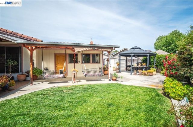6894 Heath Ct, Pleasanton, CA 94588