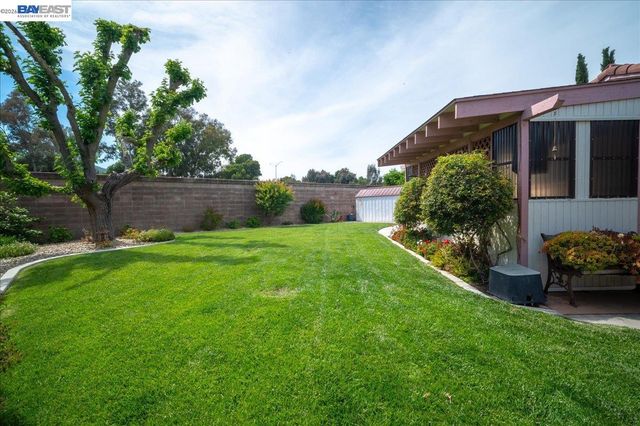 6894 Heath Ct, Pleasanton, CA 94588