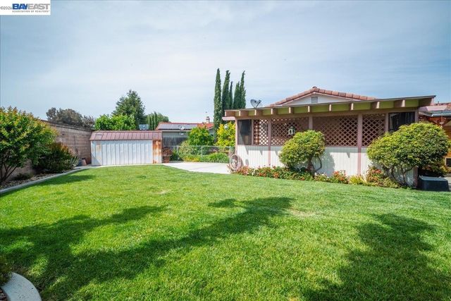 6894 Heath Ct, Pleasanton, CA 94588