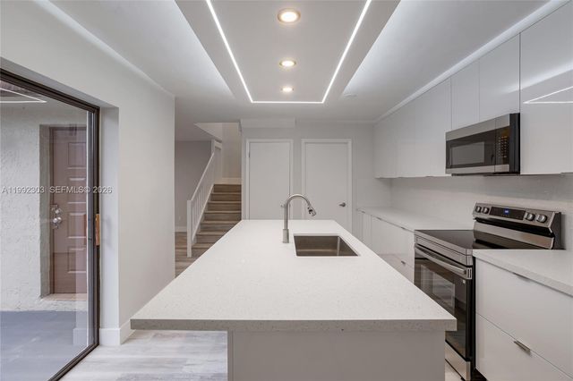 1170 SW 118th Ter, Davie, FL 33325