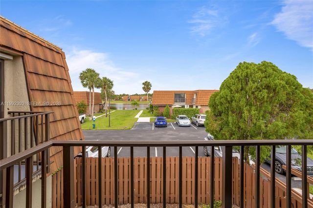 1170 SW 118th Ter, Davie, FL 33325