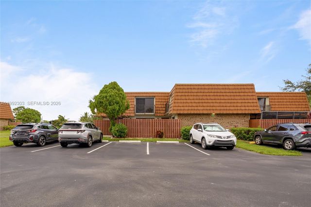 1170 SW 118th Ter, Davie, FL 33325