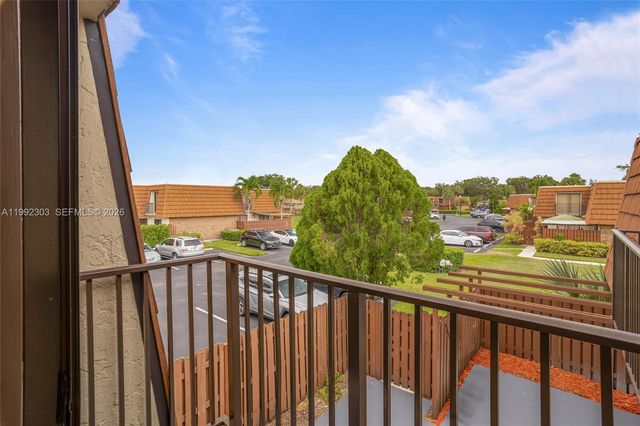 1170 SW 118th Ter, Davie, FL 33325