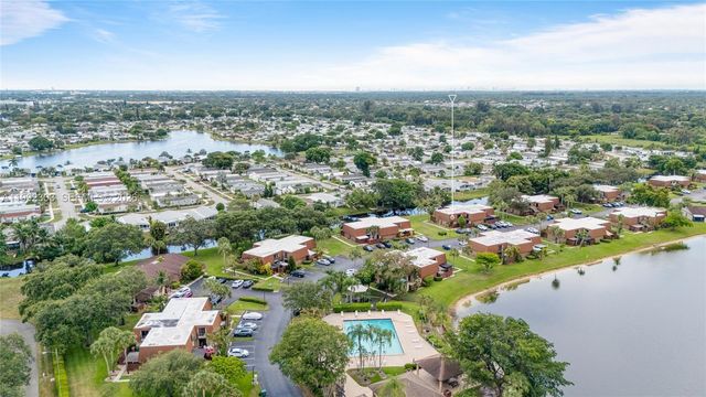 1170 SW 118th Ter, Davie, FL 33325