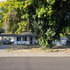 2125 Huron Dr, Concord, CA 94519