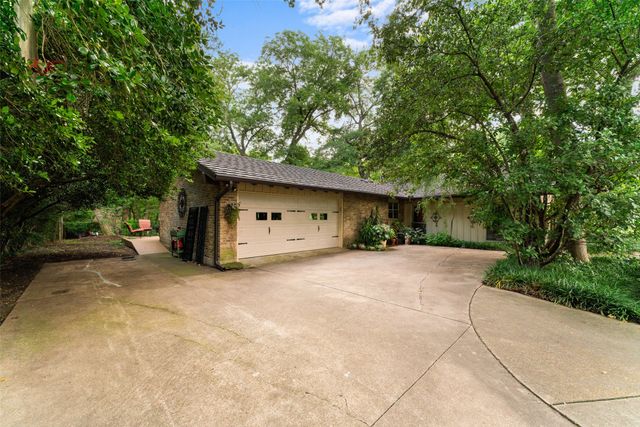 1110 Green Valley, Dallas, TX 75137