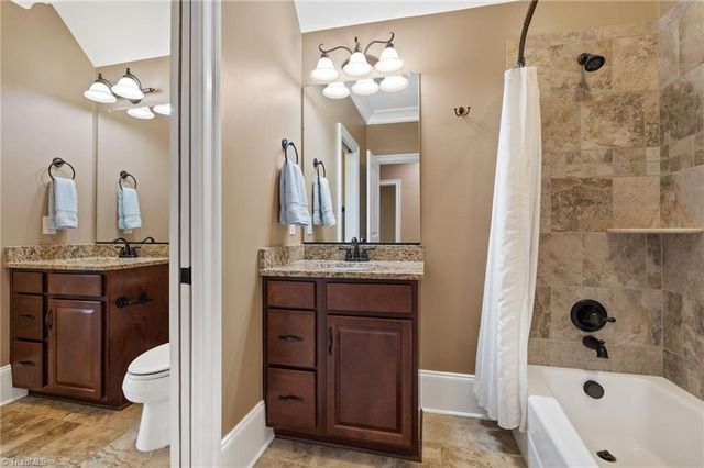 7336 Henson Forest Drive, Summerfield, NC 27358