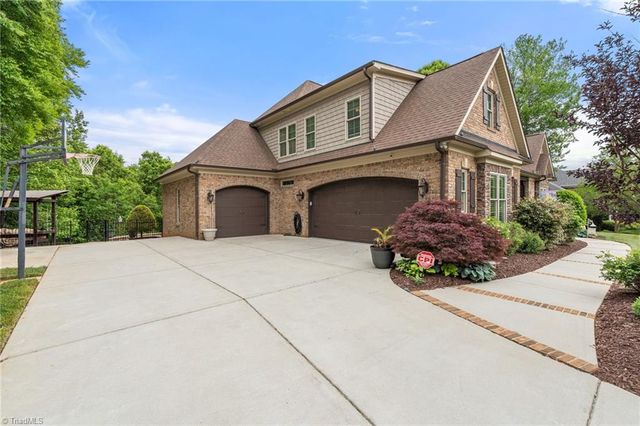 7336 Henson Forest Drive, Summerfield, NC 27358