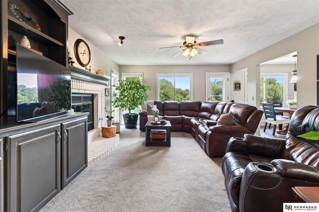 14203 S 34th Street, Bellevue, NE 68123