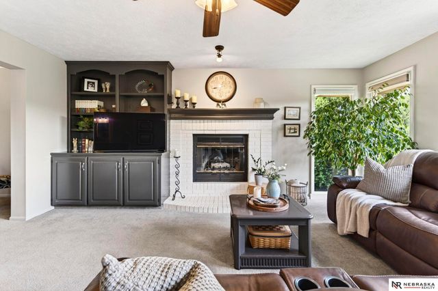 14203 S 34th Street, Bellevue, NE 68123