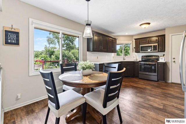 14203 S 34th Street, Bellevue, NE 68123