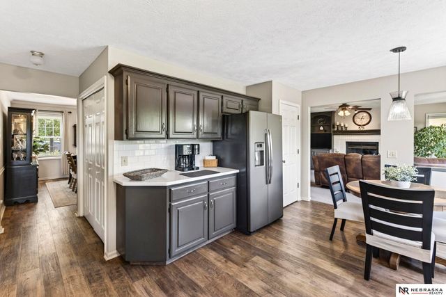 14203 S 34th Street, Bellevue, NE 68123