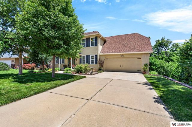 14203 S 34th Street, Bellevue, NE 68123
