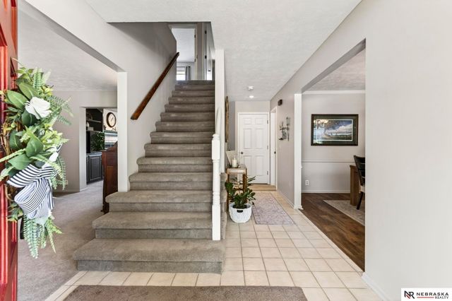 14203 S 34th Street, Bellevue, NE 68123