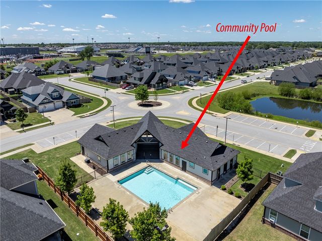 911 Red Maple Street, Centerton, AR 72719