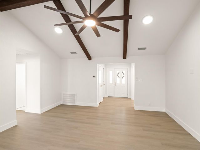 13210 Woodthorpe ST, Austin, TX 78729