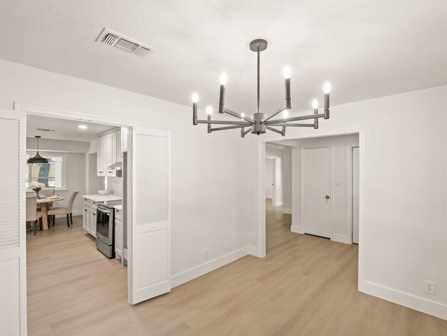 13210 Woodthorpe ST, Austin, TX 78729