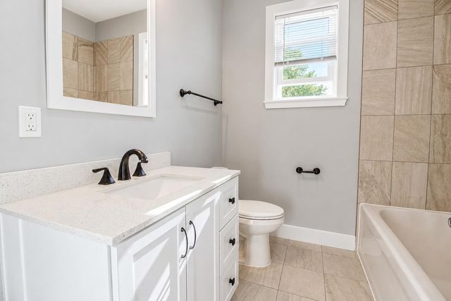 809 E Culver Road, Knox, IN 46534