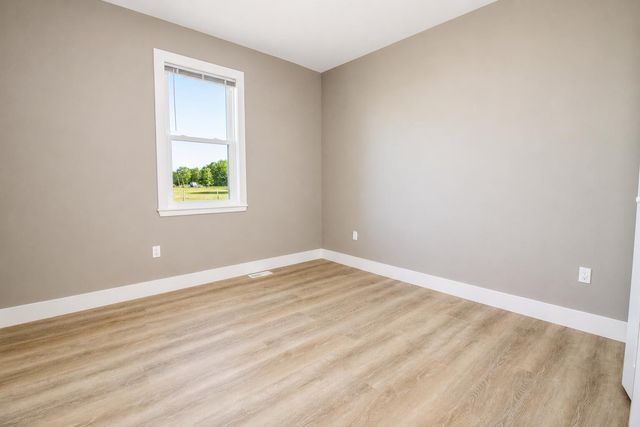 809 E Culver Road, Knox, IN 46534