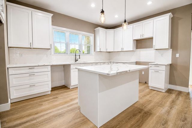 809 E Culver Road, Knox, IN 46534