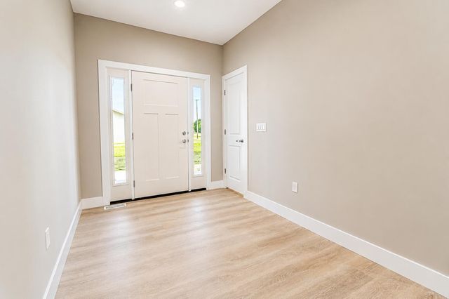 809 E Culver Road, Knox, IN 46534