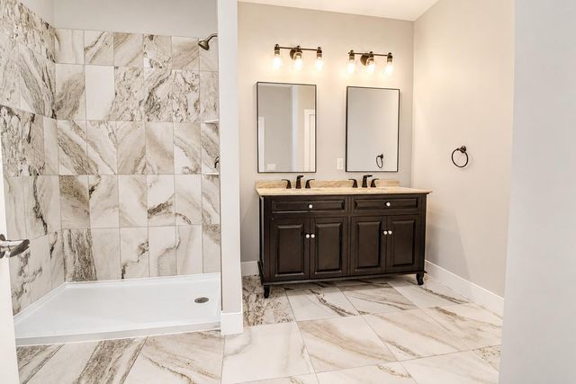 809 E Culver Road, Knox, IN 46534