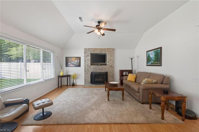 2313 Edmenton DR, Virginia Beach, VA 23456