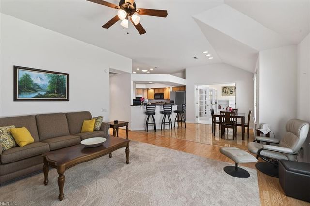 2313 Edmenton DR, Virginia Beach, VA 23456