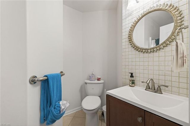 2313 Edmenton DR, Virginia Beach, VA 23456