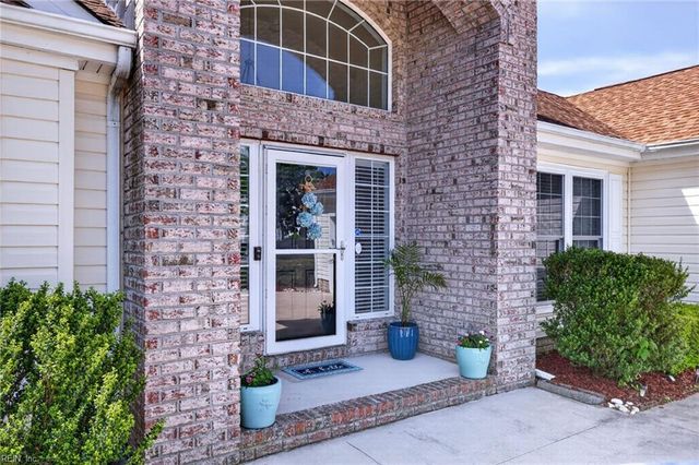 2313 Edmenton DR, Virginia Beach, VA 23456