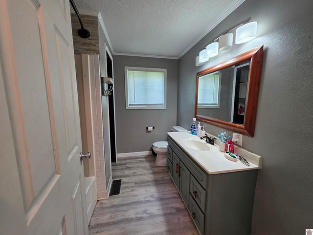 1501 Creekside Drive, Paducah, KY 42003