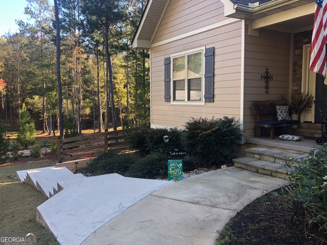 37 Farmstead Way, Senoia, GA 30276