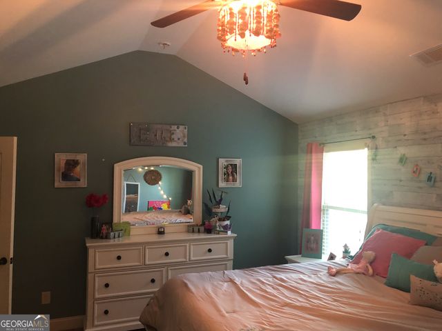 37 Farmstead Way, Senoia, GA 30276