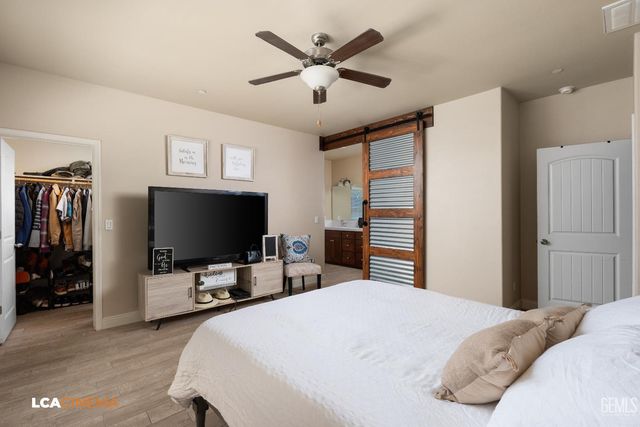 9411 Flowertree Drive, Shafter, CA 93263