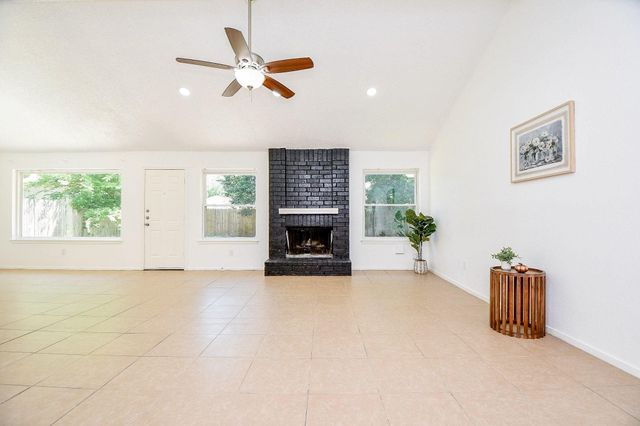 7203 Santa Rita Drive, Houston, TX 77083